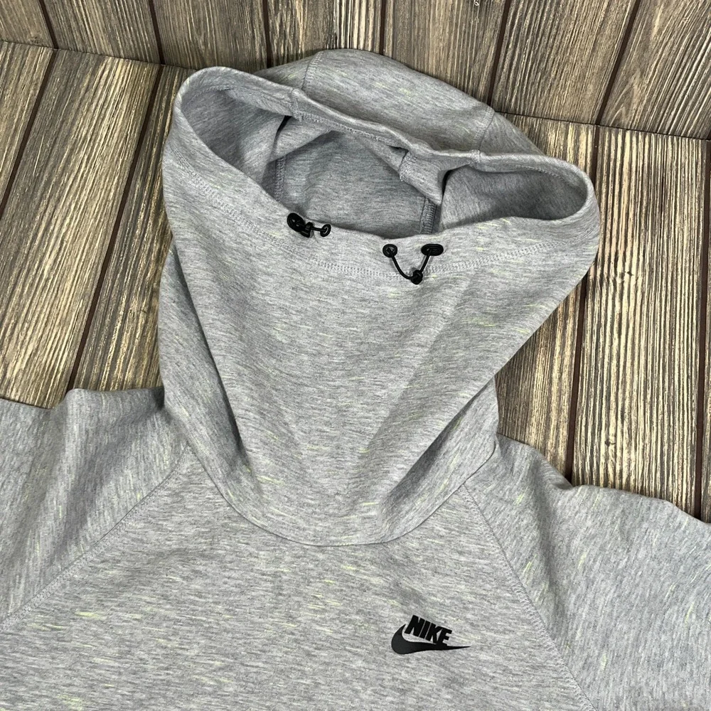 Nike tech fleece